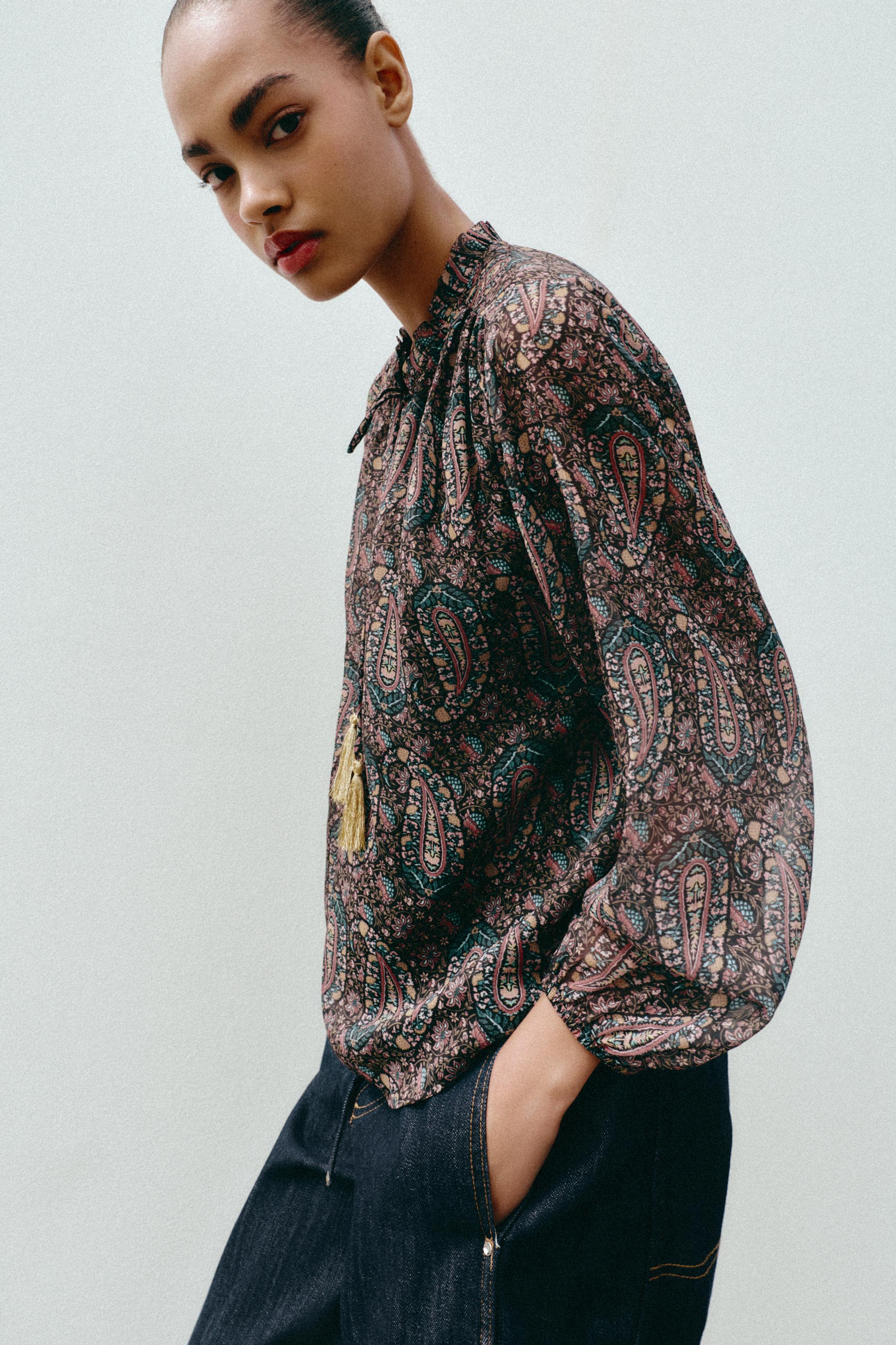 PRINTED SEMI-SHEER BLOUSE